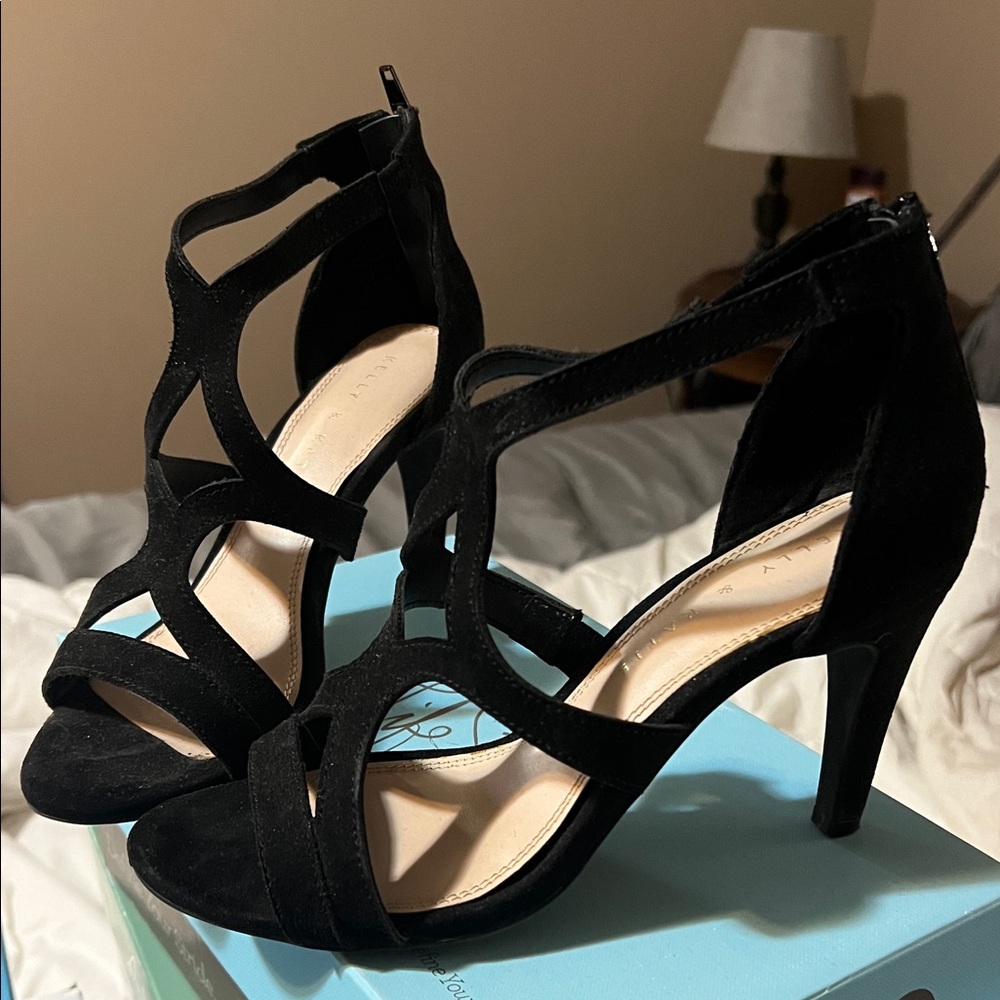 Kelly & Katie Black Strappy Heels